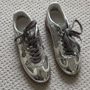 Chrome Alohas Women's Sneakers